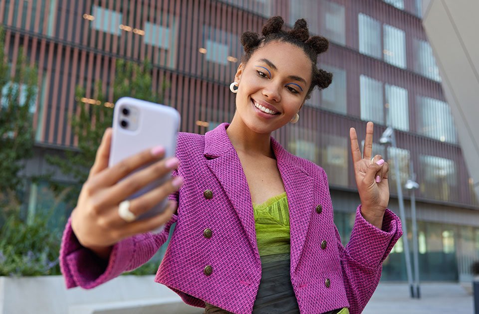 Conheça os 7 influencers mais famosos do Brasil e saiba quanto cada um ganha influencers mais famosos do Brasil