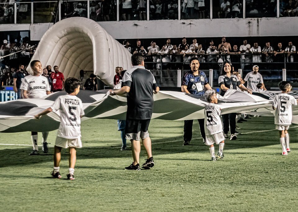 Segurança reforçada: Como o Santos protege sua torcida na Vila Belmiro Foto: Guilherme Greghi / Santos FC