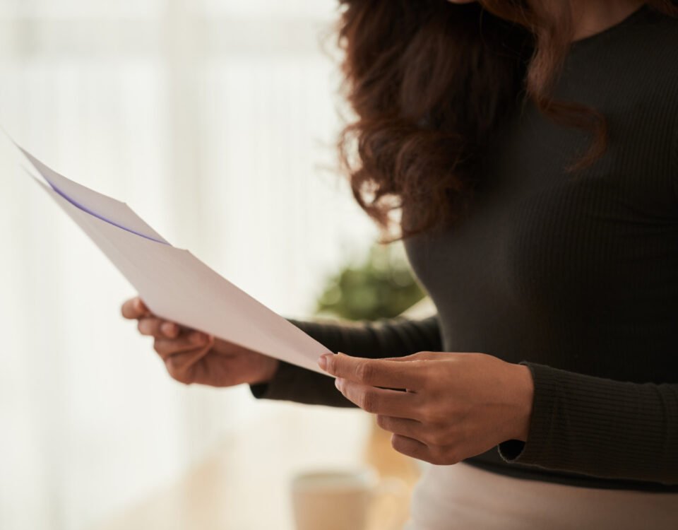 Como armazenar documentos importantes com segurança em casa Como armazenar documentos importantes com segurança em casa