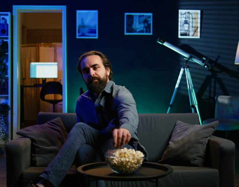 Sala de cinema em casa virou tendência com o streaming? Sala de cinema em casa virou tendência com o streaming?