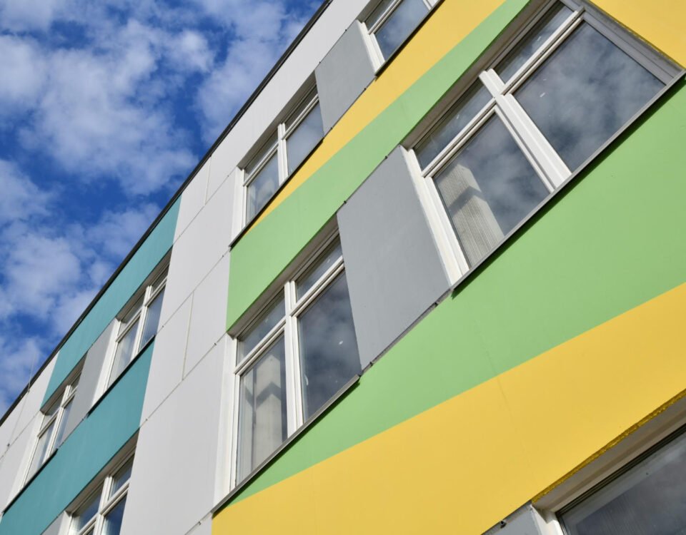 Fachada renovada também aumenta a sensação de segurança